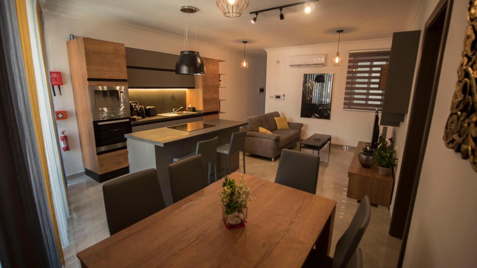 Msiebah Court San Gwann Modern Apt Near Sliema And St Julians المظهر الخارجي الصورة